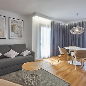 Rentalmar Families Only Apartment